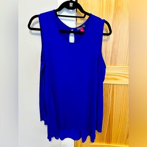 Ladies Vince Camuto blouse